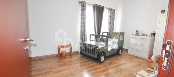 Villa T4 em Meadows, UAE N.º 27899 13