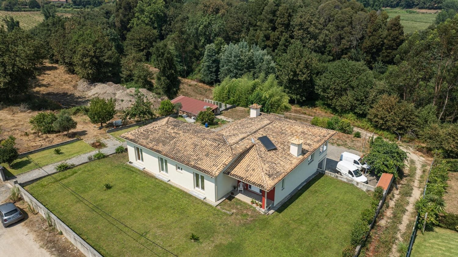 3 bedrooms House in Guimaraes, Portugal No. 223416