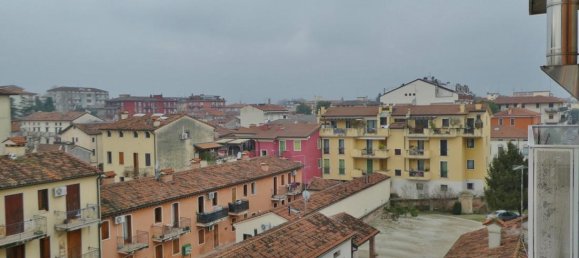 3 rooms Apartment in Vicenza, Italy No. 33048 28