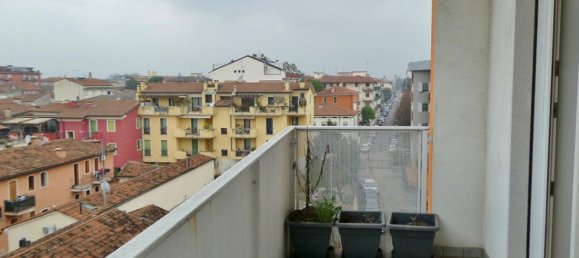 3 rooms Apartment in Vicenza, Italy No. 33048 15