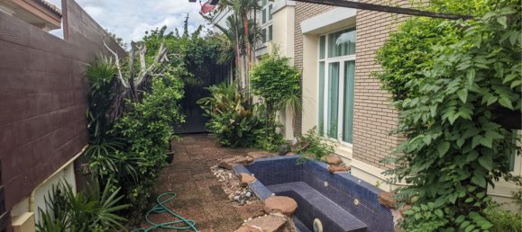 3 غرف نوم مقهى / مطعم في Bang Kaeo, Thailand رقم 1726 2