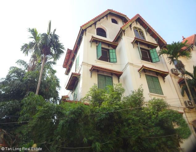 4 غرف نوم منزل في Tay Ho, Vietnam رقم 3711