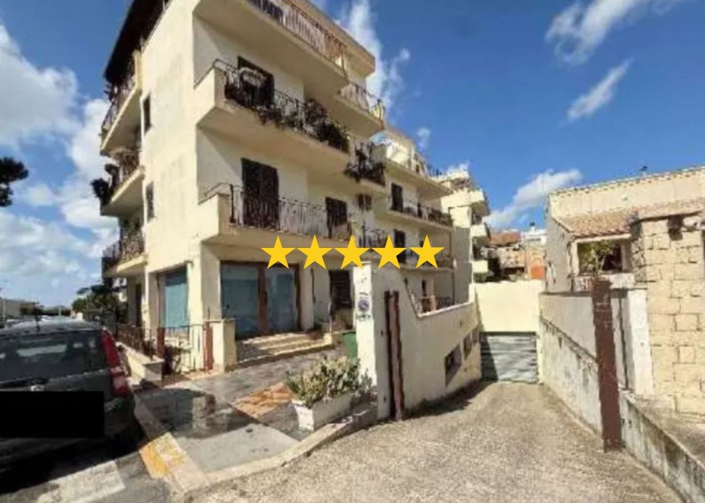 3-salle Appartement à Vittoria, Italy No. 284841