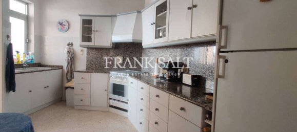 2 bedrooms Apartment in Saint Paul's Bay, Malta No. 10865 4