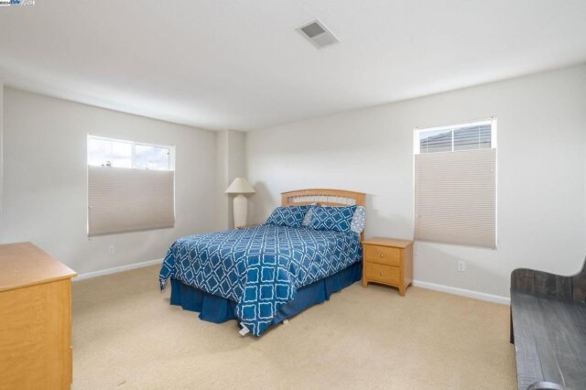 4 bedrooms House in Discovery Bay, USA No. 382339