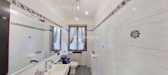 Вилла с 4 комнатами в Севезо, Италия № 237624 13