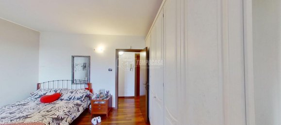 Вилла с 4 комнатами в Севезо, Италия № 237624 20