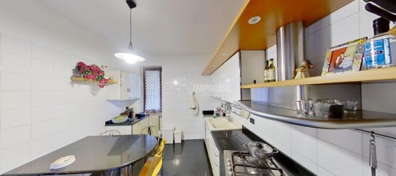 Вилла с 4 комнатами в Севезо, Италия № 237624 11