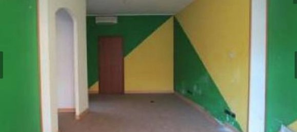 Imóvel comercial de 2 divisões em Cassano Magnago, Italy N.º 78138 3