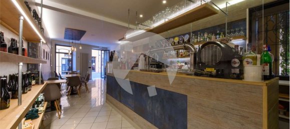 2-salle Propriété commerciale à Reggio Emilia, Italy No. 131434 5