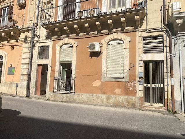 3-salle Maison à Modica, Italy No. 139573