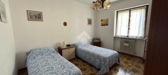 3 rooms Apartment in Rota d'Imagna, Italy No. 15546 16