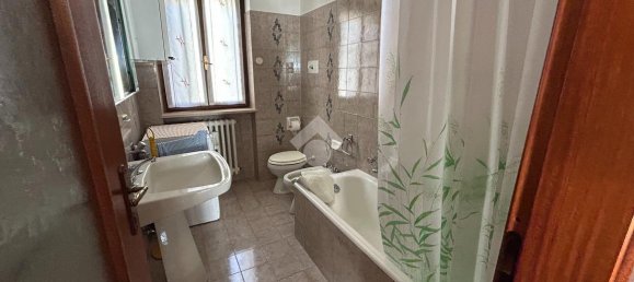 3 rooms Apartment in Rota d'Imagna, Italy No. 15546 17