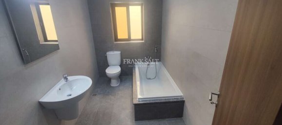 3 Schlafzimmer Maisonette-Wohnung in Mellieha, Malta, Nr. 7937 6