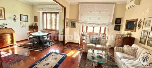 3 bedrooms Apartment in Rome, Italy No. 277641 7