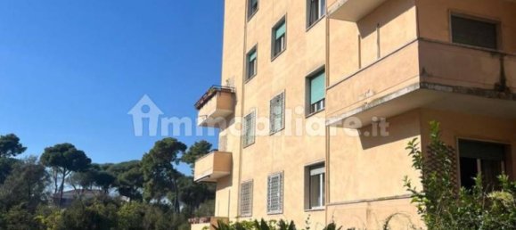 3 bedrooms Apartment in Rome, Italy No. 277641 6