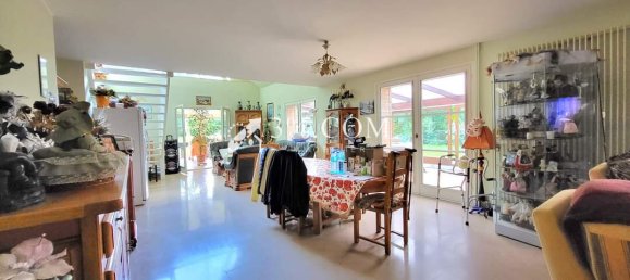 3 bedrooms House in Vaudricourt, France No. 228123 3