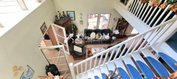 3 bedrooms House in Vaudricourt, France No. 228123 5