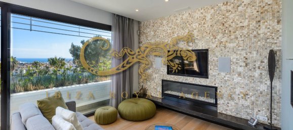 5 bedrooms Villa in Santa Eulalia Del Rio, Spain No. 899 14