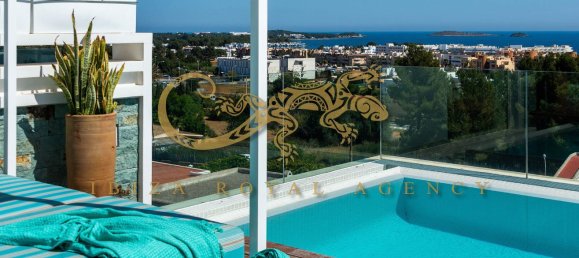 5 bedrooms Villa in Santa Eulalia Del Rio, Spain No. 899 2