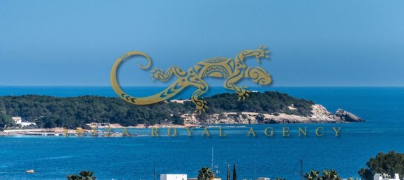 5 bedrooms Villa in Santa Eulalia Del Rio, Spain No. 899 6