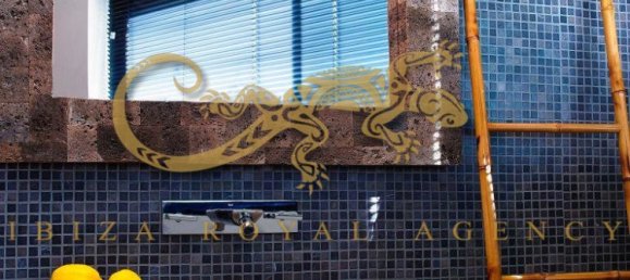 5 bedrooms Villa in Santa Eulalia Del Rio, Spain No. 899 9