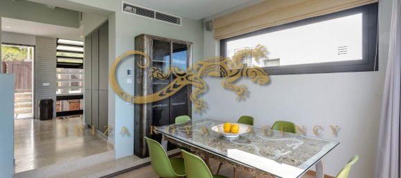 5 bedrooms Villa in Santa Eulalia Del Rio, Spain No. 899 26