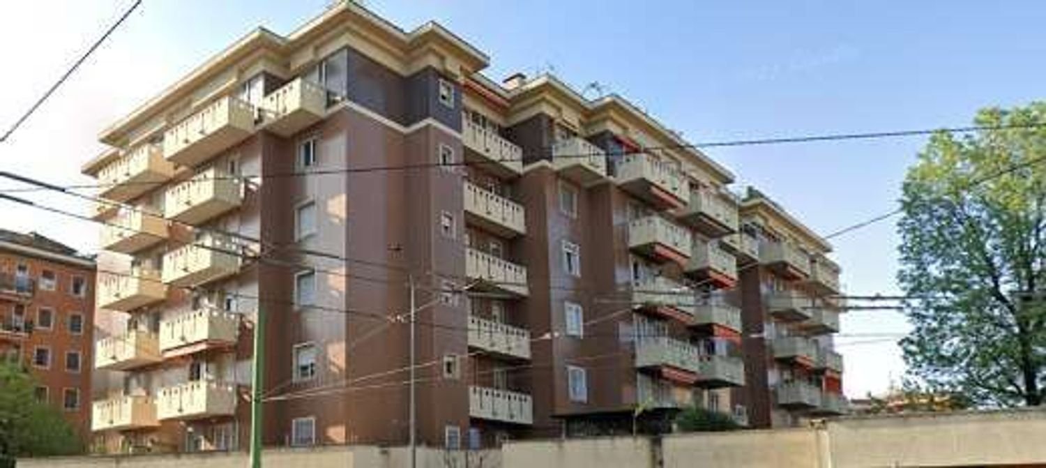 6 bedrooms Apartment in Milan, Italy No. 362722