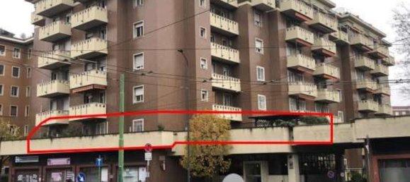 6 bedrooms Apartment in Milan, Italy No. 362722 3