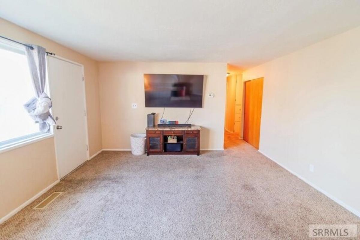 Casa de 3 dormitorios en Idaho Falls, USA No. 387976