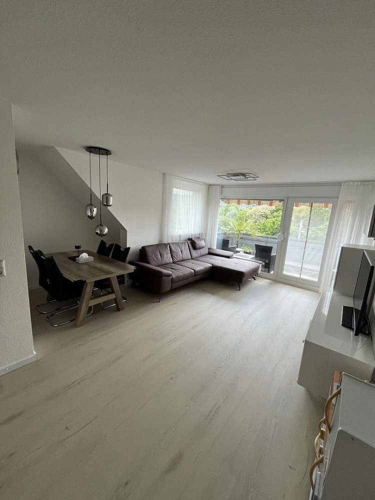 Apartamento de 2 dormitorios en Stuttgart, Germany No. 335385