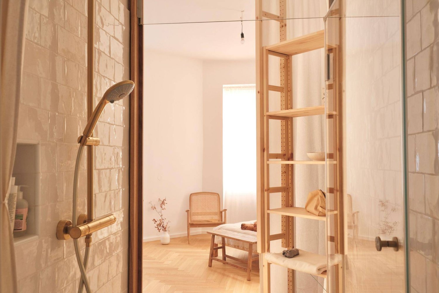 2غرفة شقة في Meidling, Austria رقم 250655