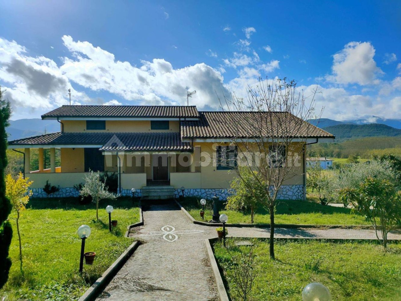 3 Schlafzimmer Villa in Sant'Apollinare, Italy, Nr. 312212