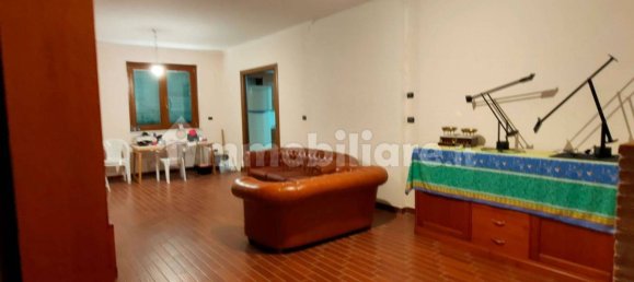 3 Schlafzimmer Villa in Sant'Apollinare, Italy, Nr. 312212 7
