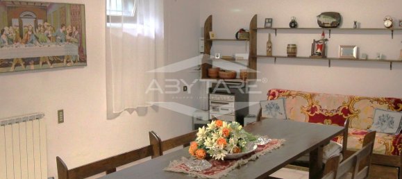 Дуплекс с 4 комнатами в Колленьо, Италия № 263547 20