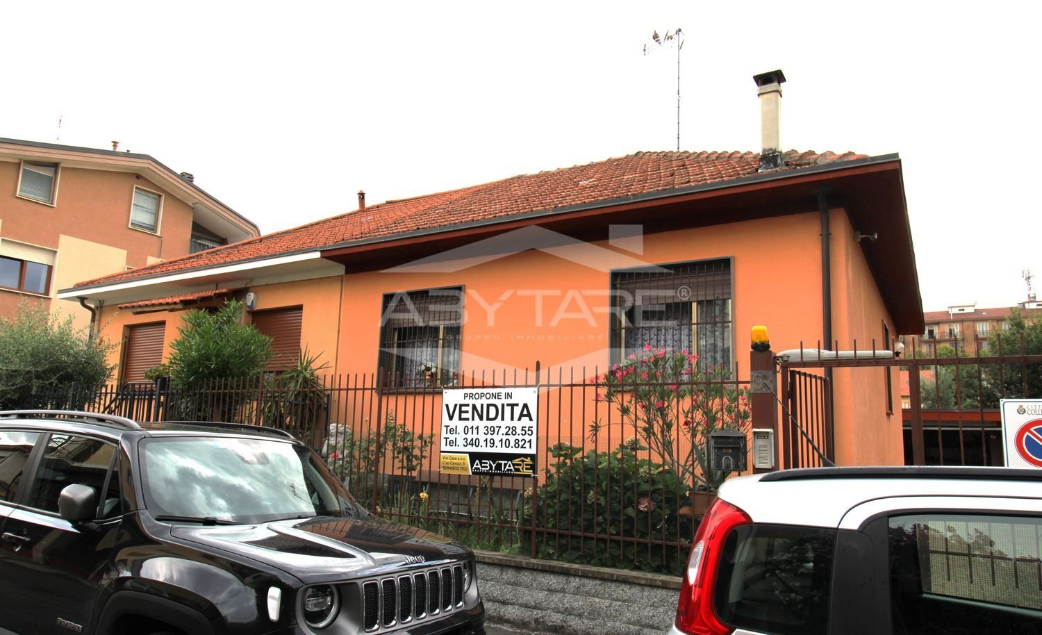 Дуплекс с 4 комнатами в Колленьо, Италия № 263547