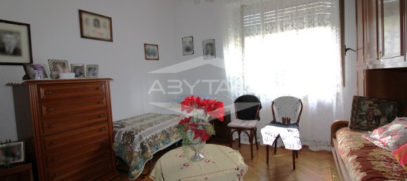 Дуплекс с 4 комнатами в Колленьо, Италия № 263547 13