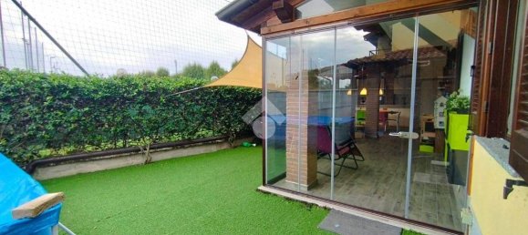 3 bedrooms Villa in Borgolavezzaro, Italy No. 162546 3