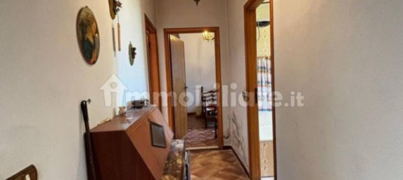 3 bedrooms Villa in Follo, Italy No. 156243 4