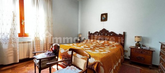 3 bedrooms Villa in Follo, Italy No. 156243 6