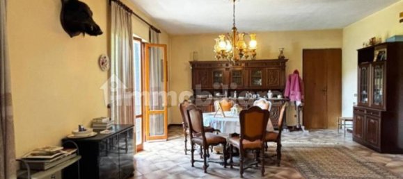 3 bedrooms Villa in Follo, Italy No. 156243 2