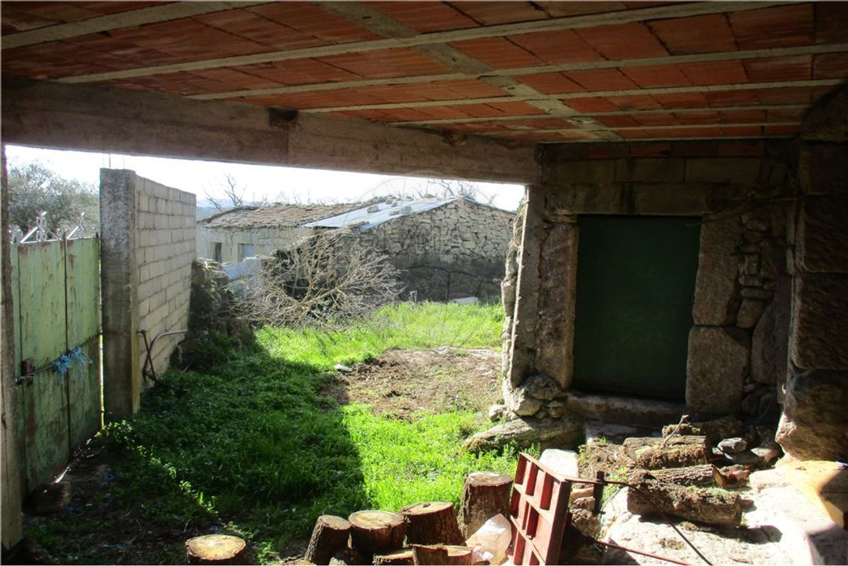 2 Schlafzimmer Haus in Lamegal, Portugal, Nr. 24534