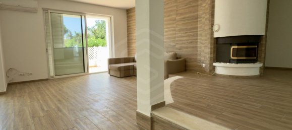 2 bedrooms House in Quarteira, Portugal No. 137807 5