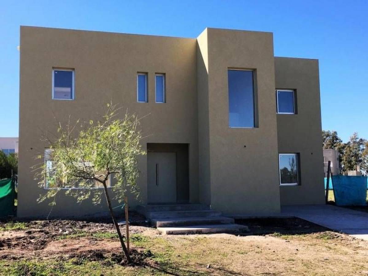 4 Schlafzimmer Haus in Pilar, Argentina, Nr. 96734