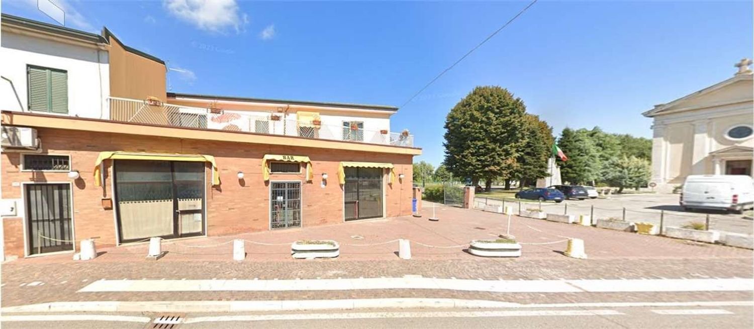 Propriété commerciale à Albaredo d'Adige, Italy 400m² No. 262413