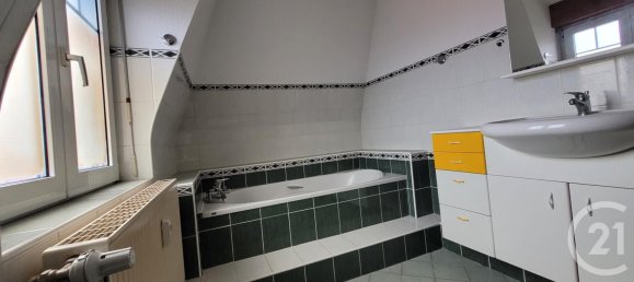 Dúplex de 2 dormitorios en Saint-Louis, France No. 94664 6