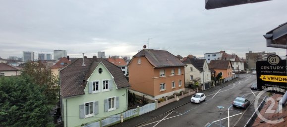 Dúplex de 2 dormitorios en Saint-Louis, France No. 94664 3