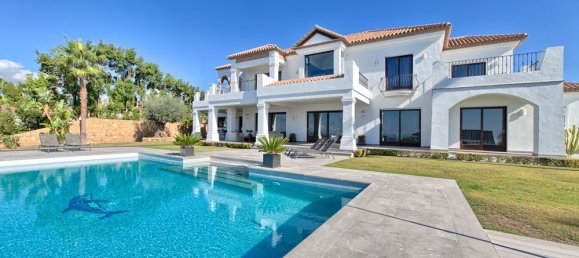 6 bedrooms House in Malaga, Spain No. 22763 5