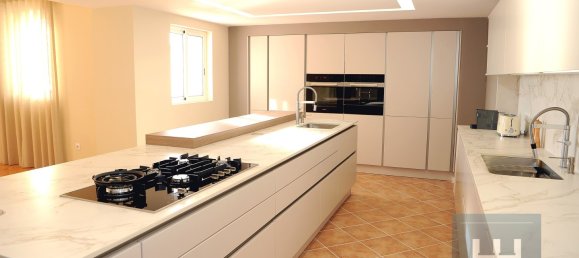 3 bedrooms House in Funchal, Portugal No. 141310 19