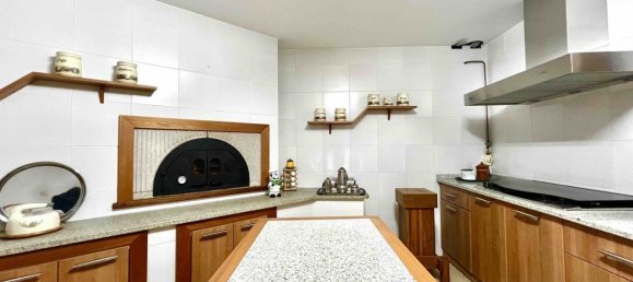 8 Schlafzimmer Haus in Bergondo, Spain, Nr. 293259 27